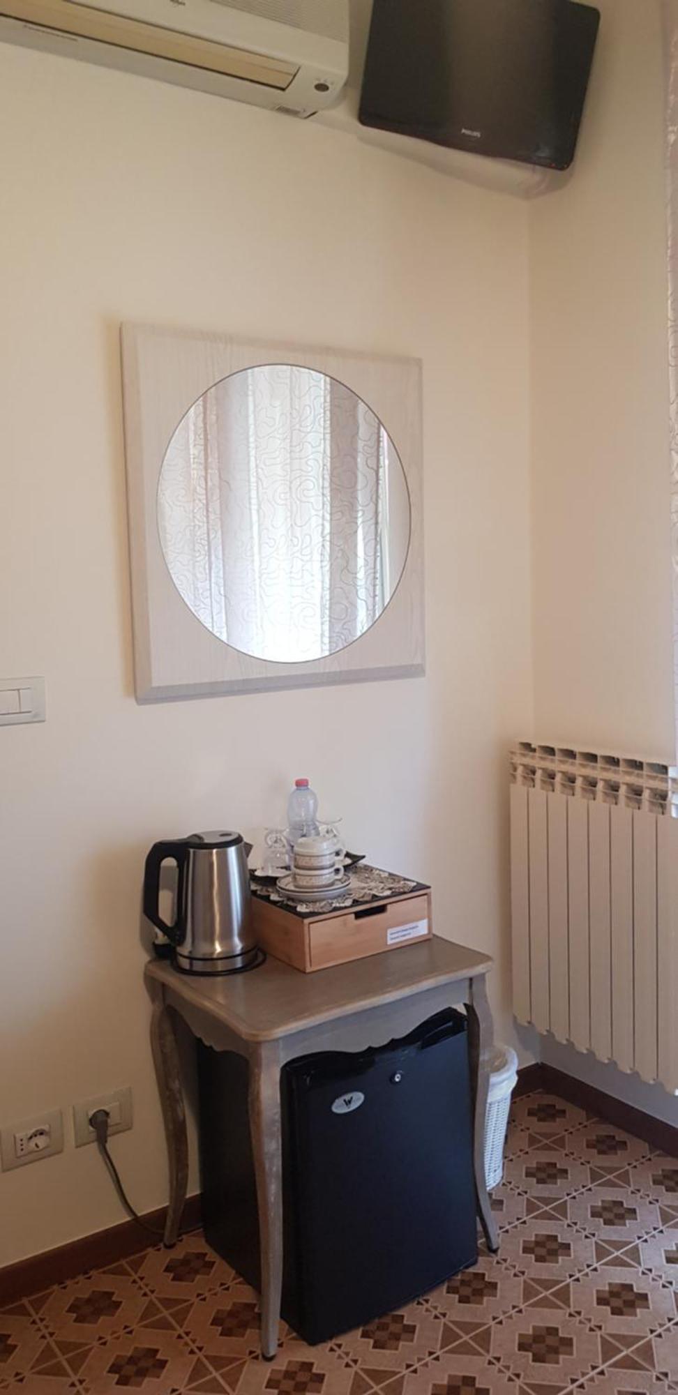 Hotel Margherita Meuble Sirmione Oda fotoğraf