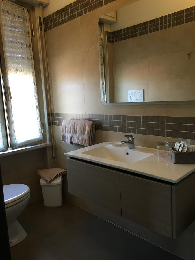 Hotel Margherita Meuble Sirmione Dış mekan fotoğraf