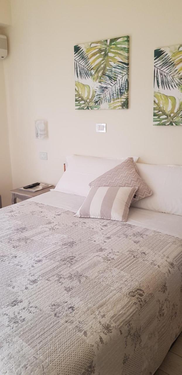 Hotel Margherita Meuble Sirmione Dış mekan fotoğraf